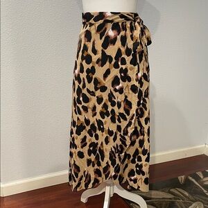 Elegant Leopard Print Maxi Skirt